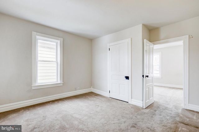 133 W WASHINGTON ST, Fleetwood, PA 19522