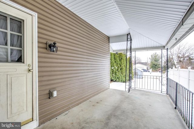 133 W WASHINGTON ST, Fleetwood, PA 19522