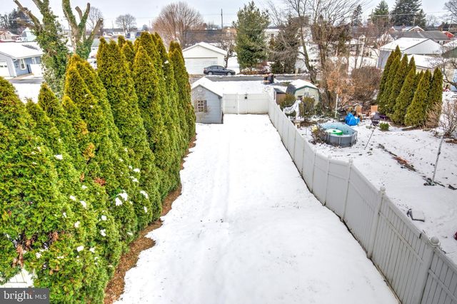 133 W WASHINGTON ST, Fleetwood, PA 19522