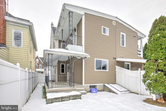 133 W WASHINGTON ST, Fleetwood, PA 19522