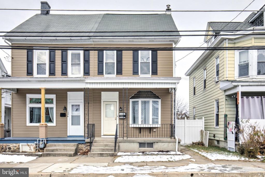 133 W WASHINGTON ST, Fleetwood, PA 19522