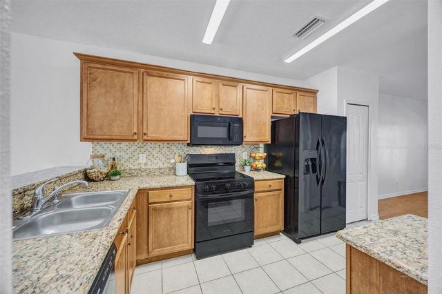 15925 FISHHAWK VIEW DRIVE, Lithia, FL 33547