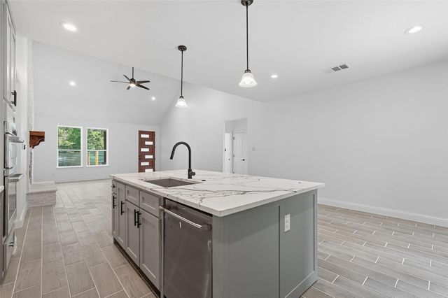 330 Mlk Drive, Sulphur Springs, TX 75482