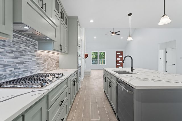 330 Mlk Drive, Sulphur Springs, TX 75482