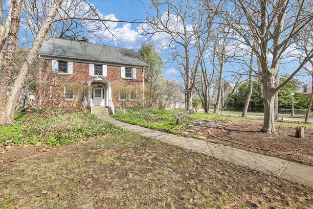 402 W Pennsylvania Avenue, Urbana, IL 61801