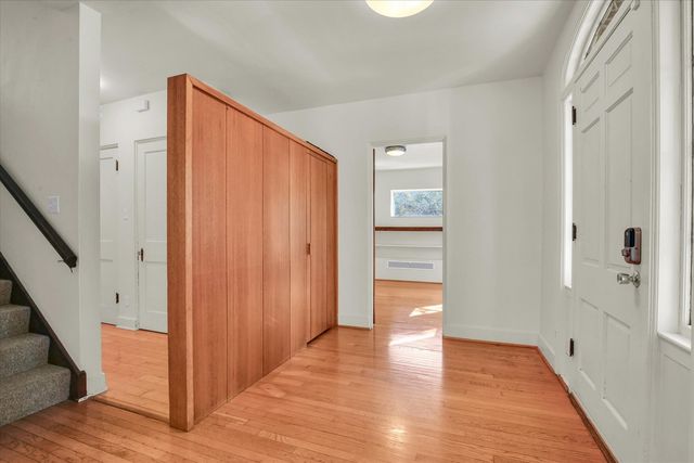 402 W Pennsylvania Avenue, Urbana, IL 61801