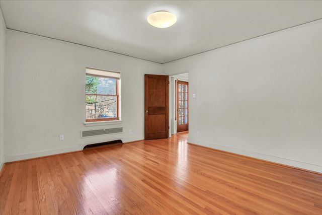 402 W Pennsylvania Avenue, Urbana, IL 61801