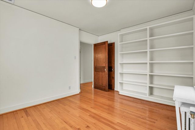 402 W Pennsylvania Avenue, Urbana, IL 61801