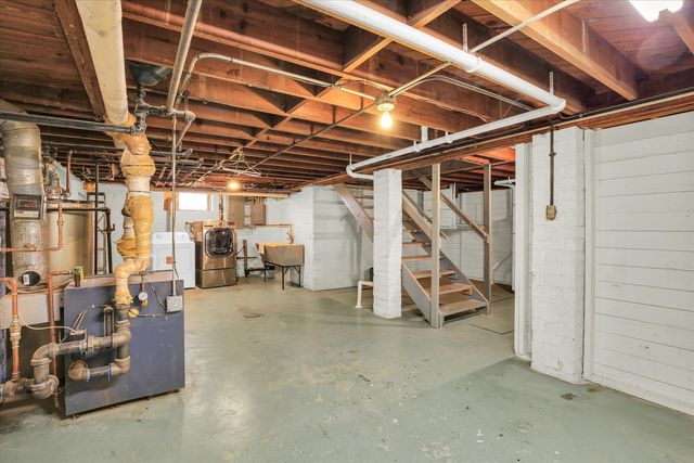 402 W Pennsylvania Avenue, Urbana, IL 61801