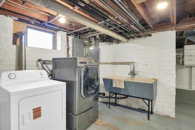 402 W Pennsylvania Avenue, Urbana, IL 61801