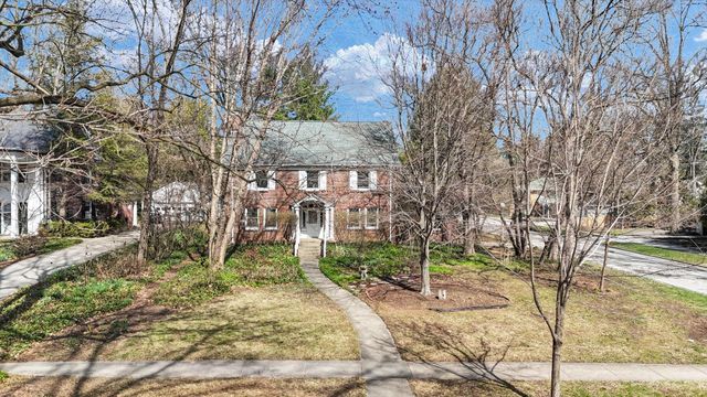 402 W Pennsylvania Avenue, Urbana, IL 61801