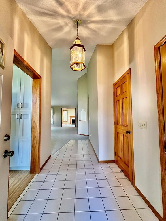 2410 Wight Bay, Brooklyn Park, MN 55443 — photo 2