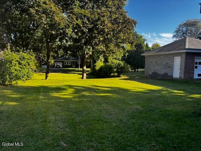 6 Pine Street, Bethlehem, NY 12203