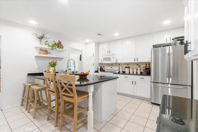 1235 W Cypress Avenue, Redlands, CA 92373