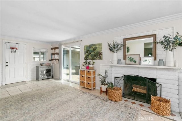 1235 W Cypress Avenue, Redlands, CA 92373