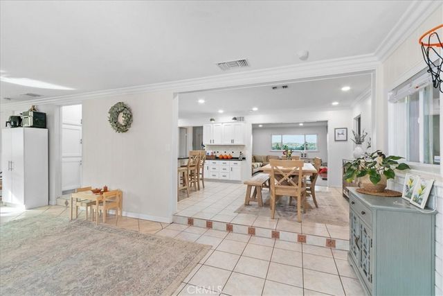 1235 W Cypress Avenue, Redlands, CA 92373