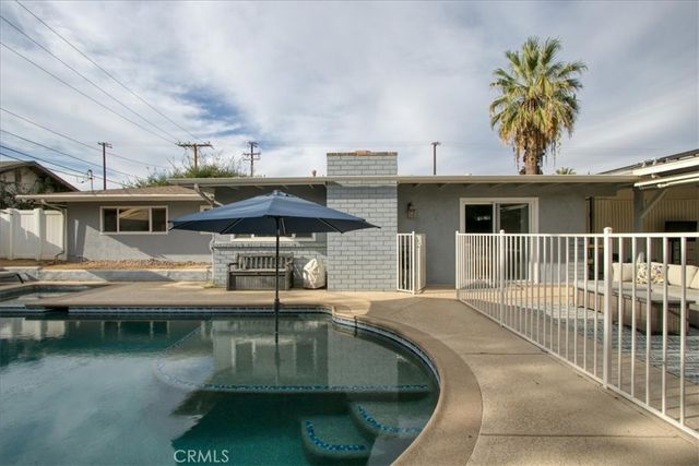 1235 W Cypress Avenue, Redlands, CA 92373