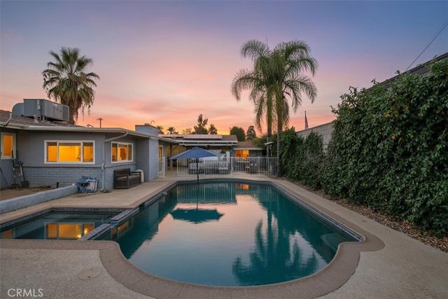 1235 W Cypress Avenue, Redlands, CA 92373