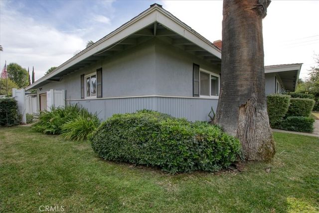 1235 W Cypress Avenue, Redlands, CA 92373