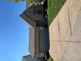 175 Blue Water Drive, St Peters, MO 63366