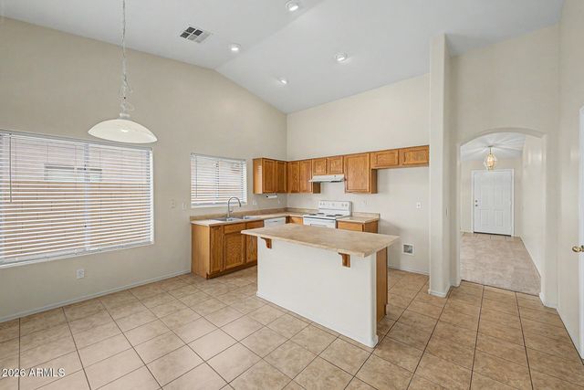 10642 W WINDSOR Avenue W, Avondale, AZ 85392