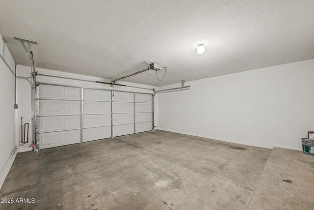 10642 W WINDSOR Avenue W, Avondale, AZ 85392