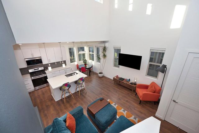 216 Box Ln, Sacramento, CA 95818