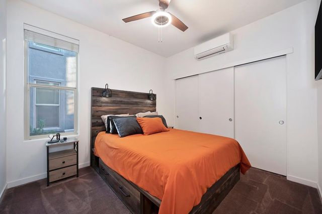 216 Box Ln, Sacramento, CA 95818