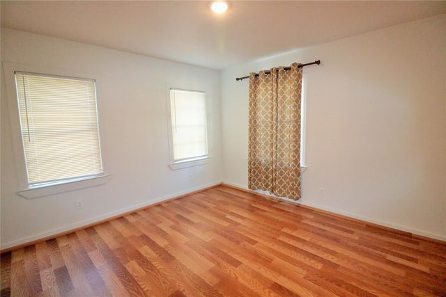 2126 Ramsey Avenue, Dallas, TX 75216