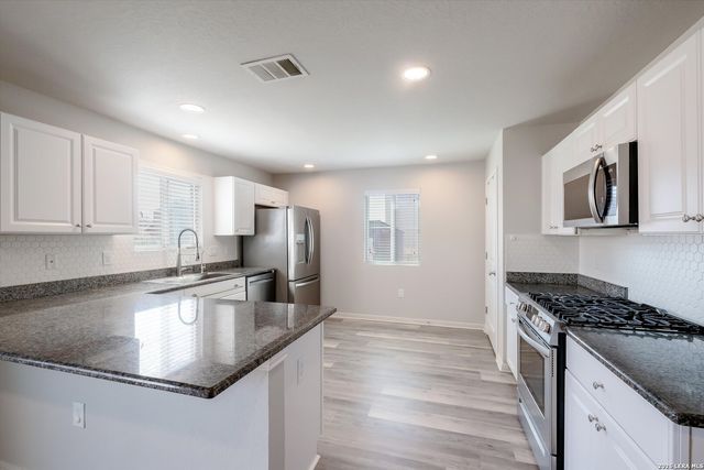 10526 Legacy Cove, San Antonio, TX 78240