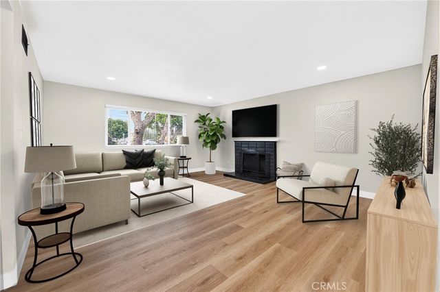 13822 Olive Street, Westminster, CA 92683