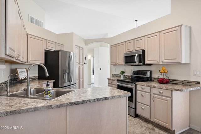 6225 S SANDTRAP Drive, Gold Canyon, AZ 85118