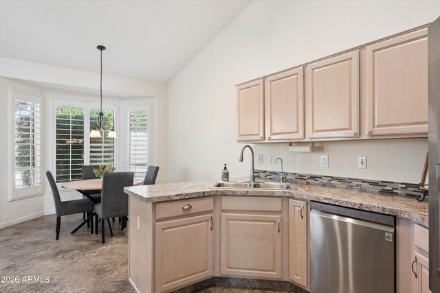 6225 S SANDTRAP Drive, Gold Canyon, AZ 85118