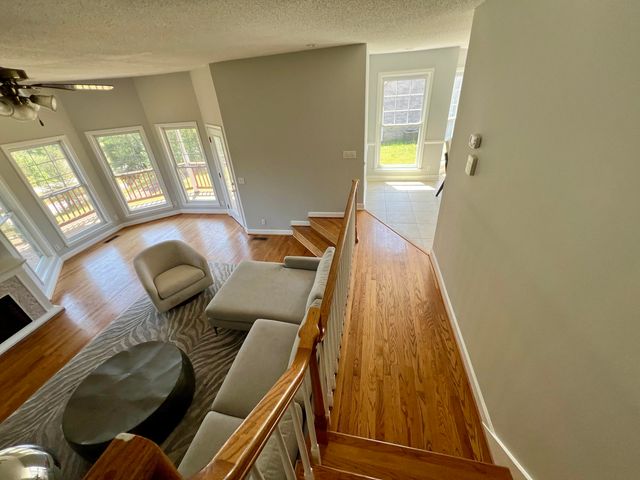 8011 Tn- 58, Harrison, TN 37341