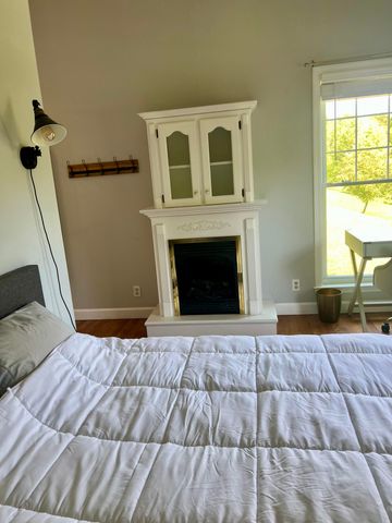 8011 Tn- 58, Harrison, TN 37341