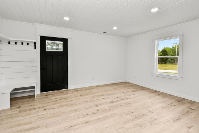 6074 N State Hwy 125, Rogersville, MO 65742