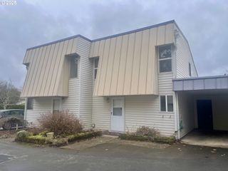 732 Se RENE Ave, Gresham, OR 97080