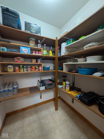 230 Blue Ribbon Court, Rushville, IN 46173