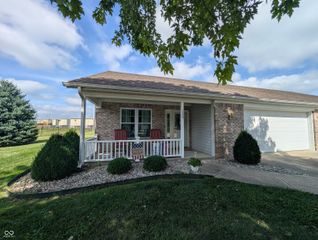 230 Blue Ribbon Court, Rushville, IN 46173