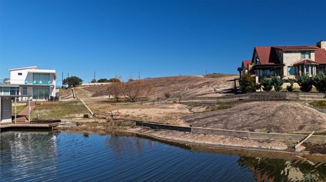 1532 Hill Top DR, Granite Shoals, TX 78654