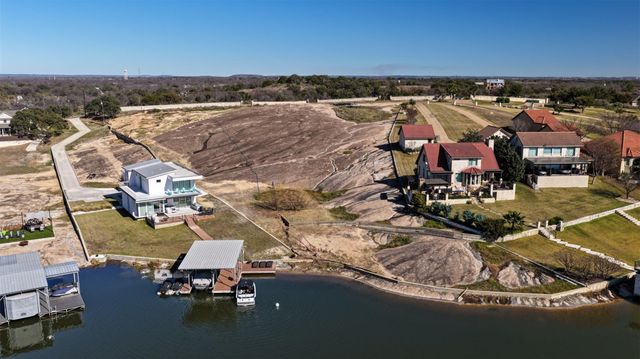 1532 Hill Top DR, Granite Shoals, TX 78654