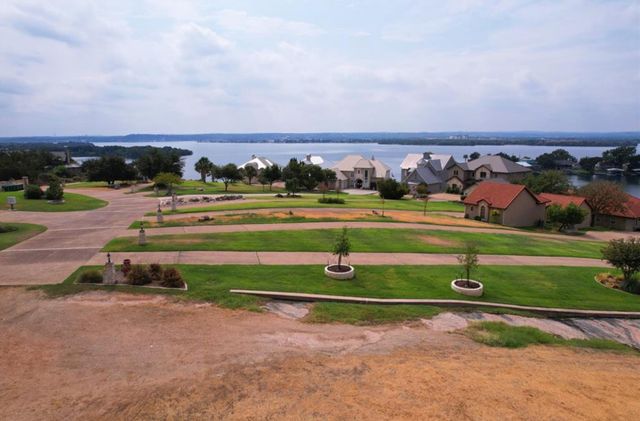 1532 Hill Top DR, Granite Shoals, TX 78654