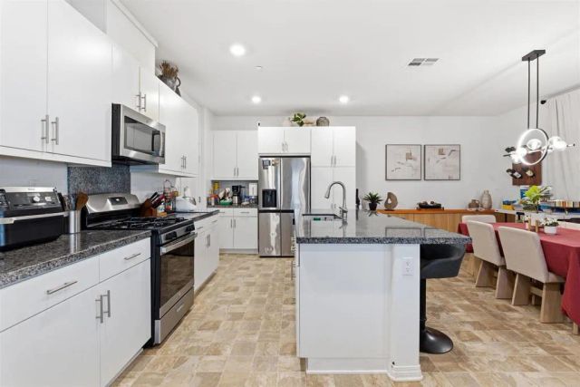 30201 Sunset Pier Drive, Menifee, CA 92584