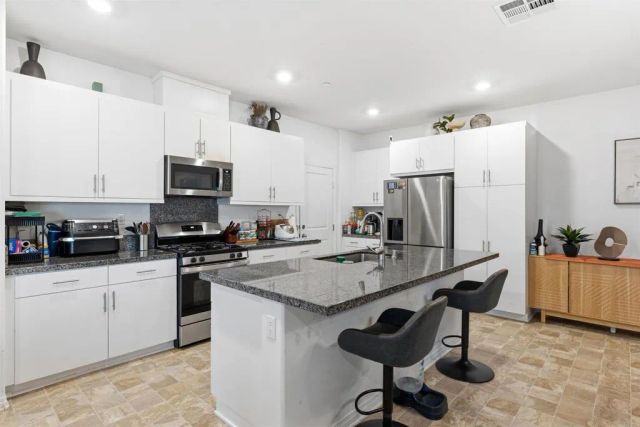 30201 Sunset Pier Drive, Menifee, CA 92584