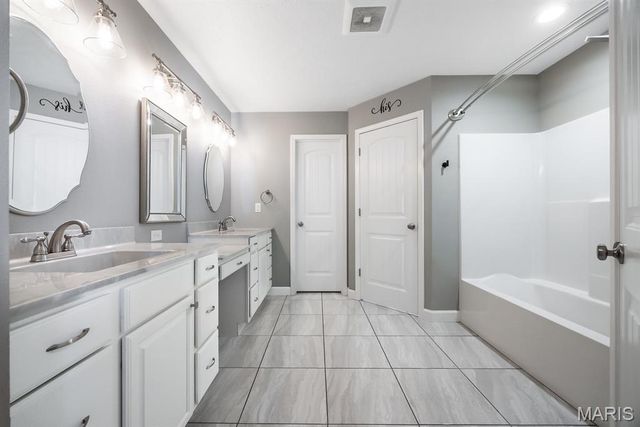 407 Sammy Lane, Caseyville, IL 62232