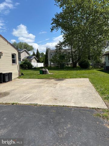 2377 BOOKER AVE, Upper Chichester, PA 19014