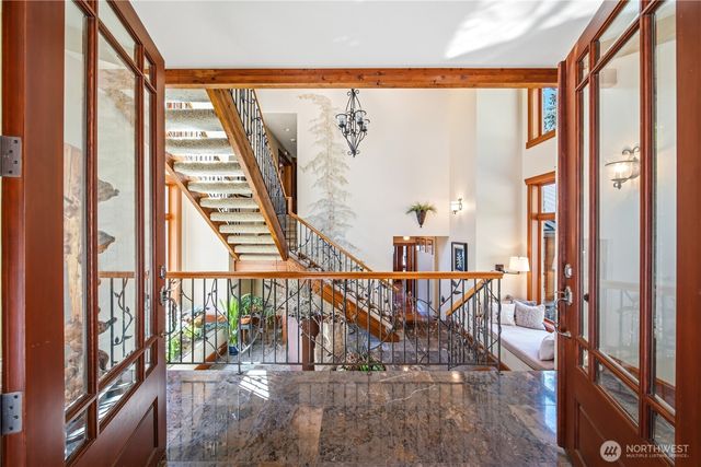21102 Snag Island Drive E, Lake Tapps, WA 98391