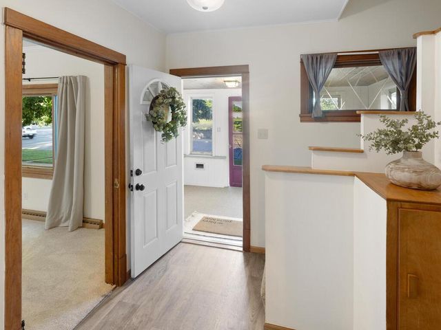 716 10th Avenue S, Saint Cloud, MN 56301