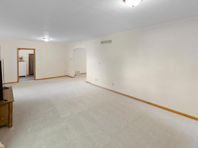 716 10th Avenue S, Saint Cloud, MN 56301