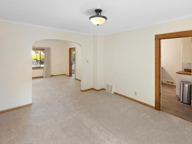 716 10th Avenue S, Saint Cloud, MN 56301